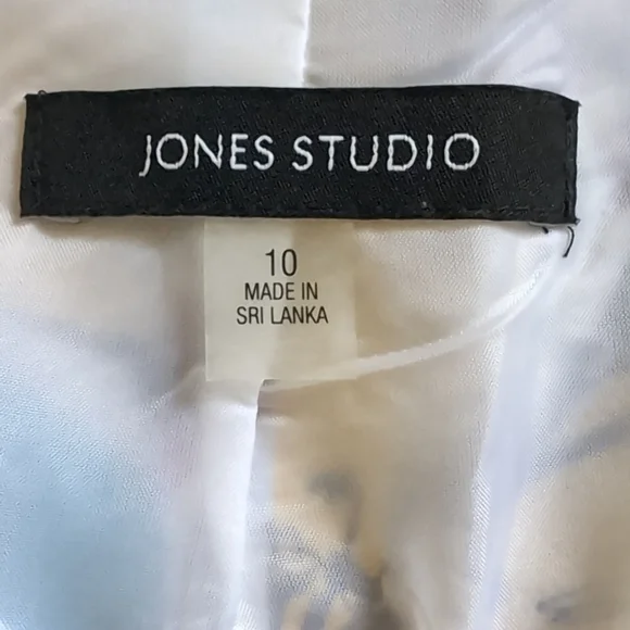 Cotton Floral Sleeveless Dress - Multicolor by Jones Studio Size 10 - Picture 10 of 12